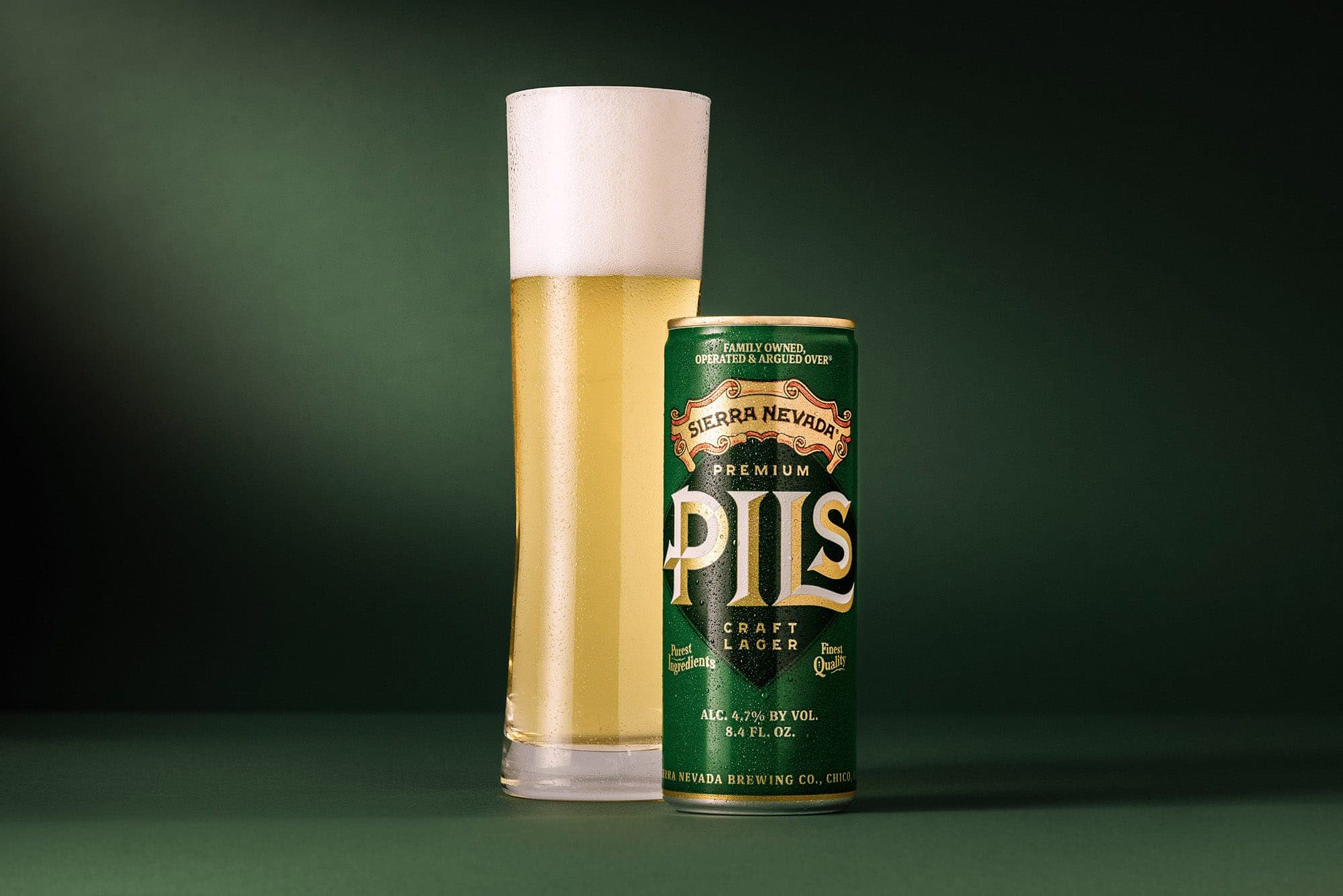 Sierra Nevada PILS glass and can